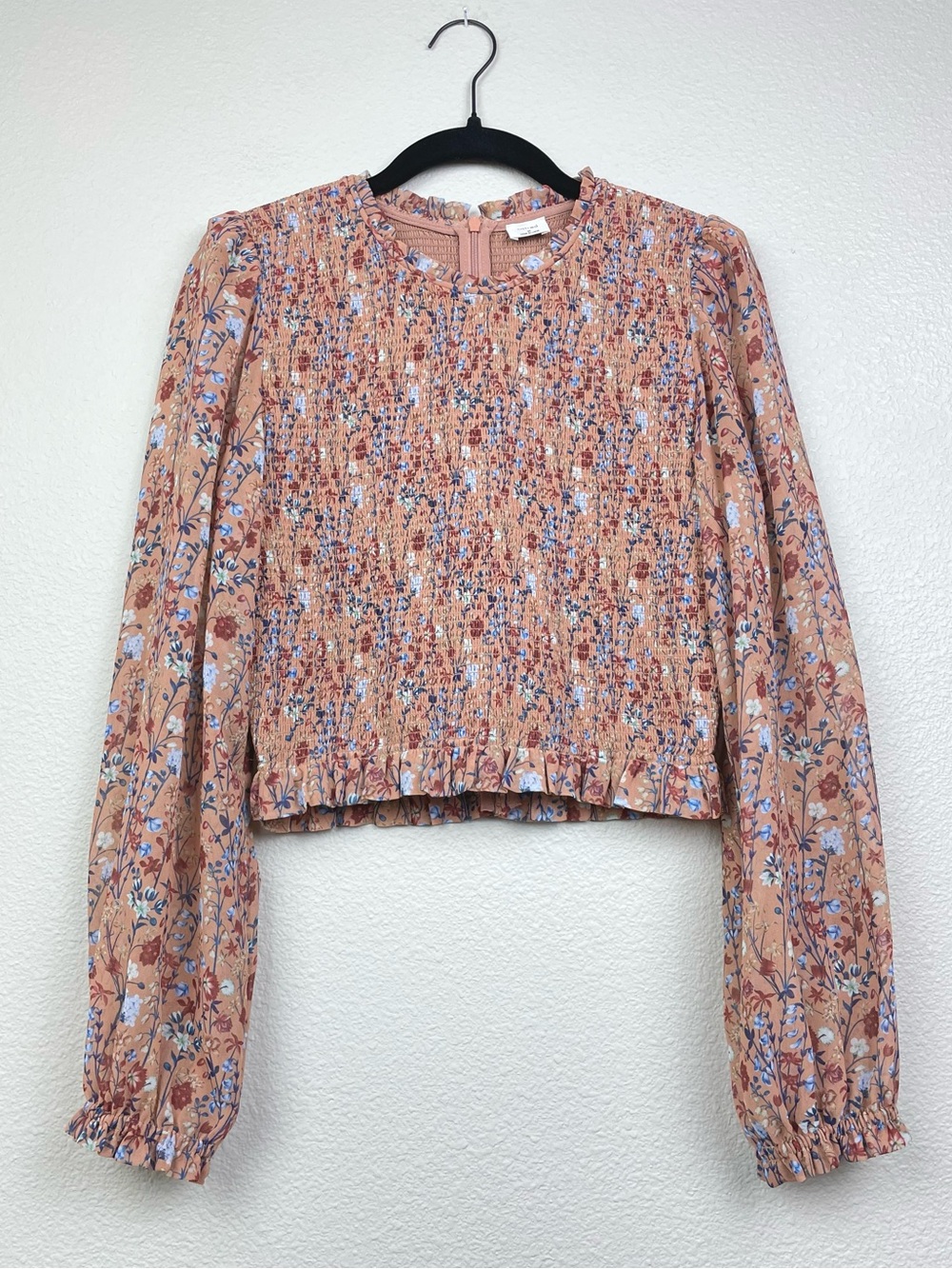 Aritzia Women's Medium Wilfred Tempest Blouse Terracotta Iris Smocked Sheer